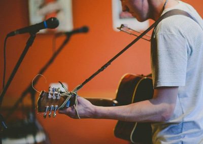 pizza pi takeout restaurant live entertainment kamloops